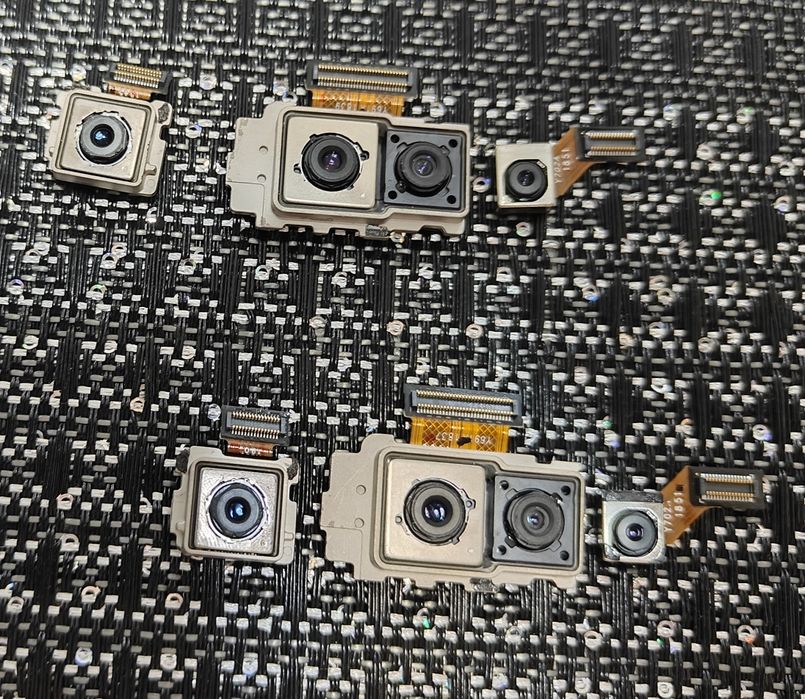 Камери для LG G8 820 N Комплект .