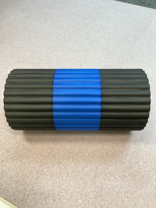 Roller do ćwiczeń 30x15 cm nowy