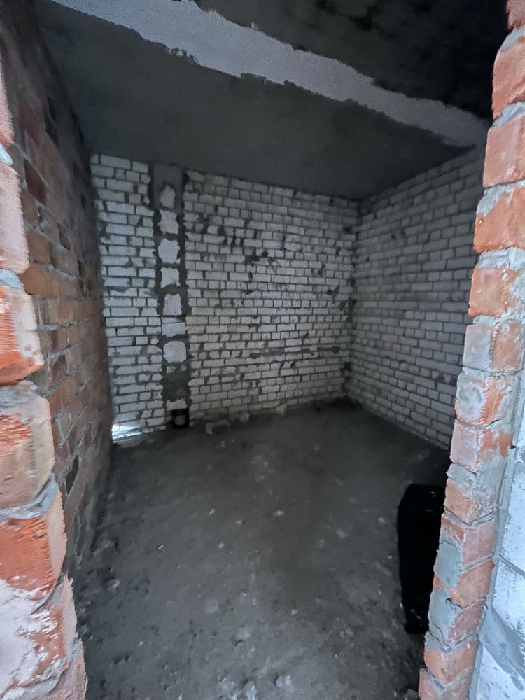 Продається дворівнева квартира в центі Чернігова