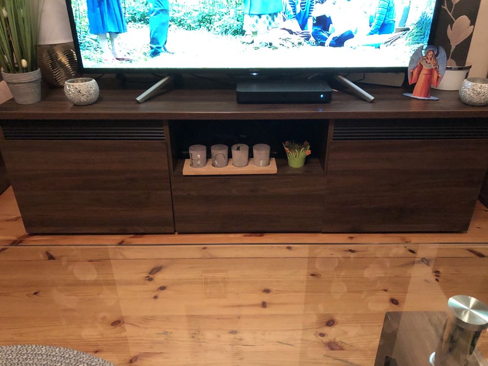 Szafka pod telewizor
