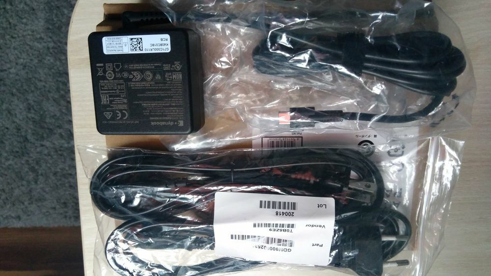 Zasilacz do laptopa nowy Toshiba dynabook USB-c