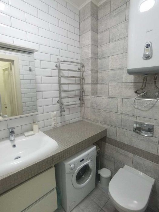 Оренда 1-К квартири біля метро