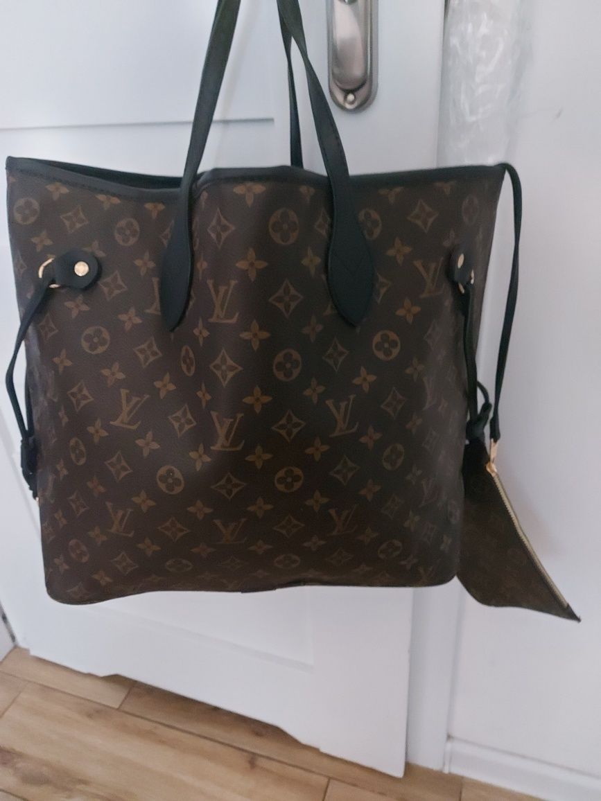 Torba Louis Vuitton shoper