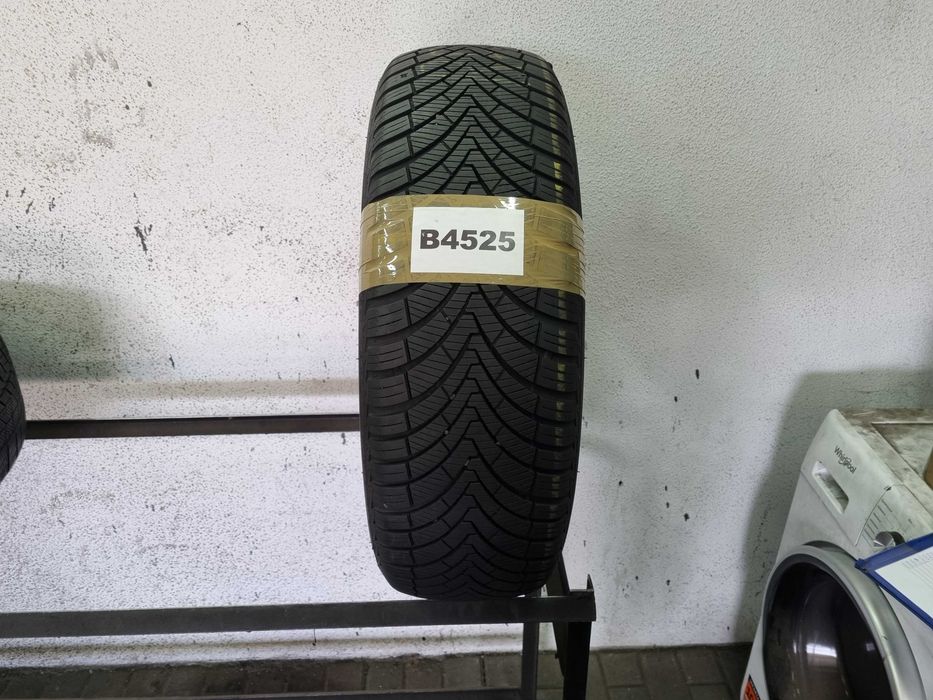 225/65/17 106V Kumho Solus 4s HA32 SUV D.0824
