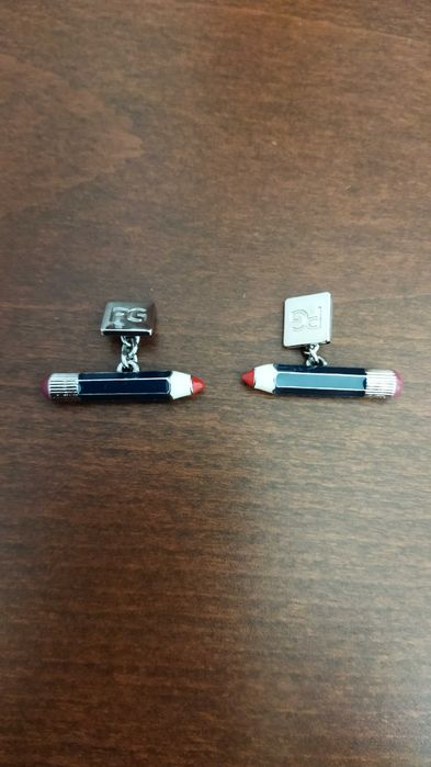 Botões de Punho  -  Purificacion Garcia