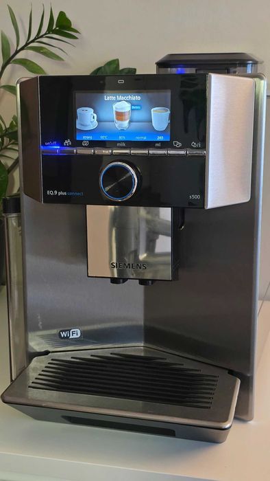 Ekspres Siemens EQ9 plus connect S500, 19 bar, profile, mały przebieg