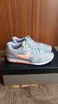 Buty sportowe/ trampki damskie