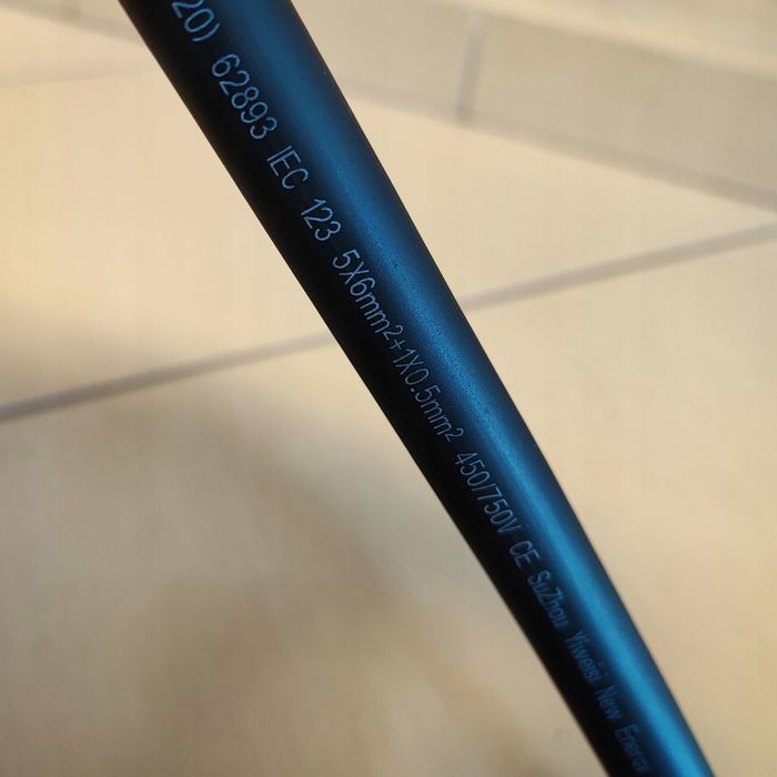 Gruby Solidny Przewód Kabel Ładowania EV Type2 5m 32A 22kW 5x6mm2