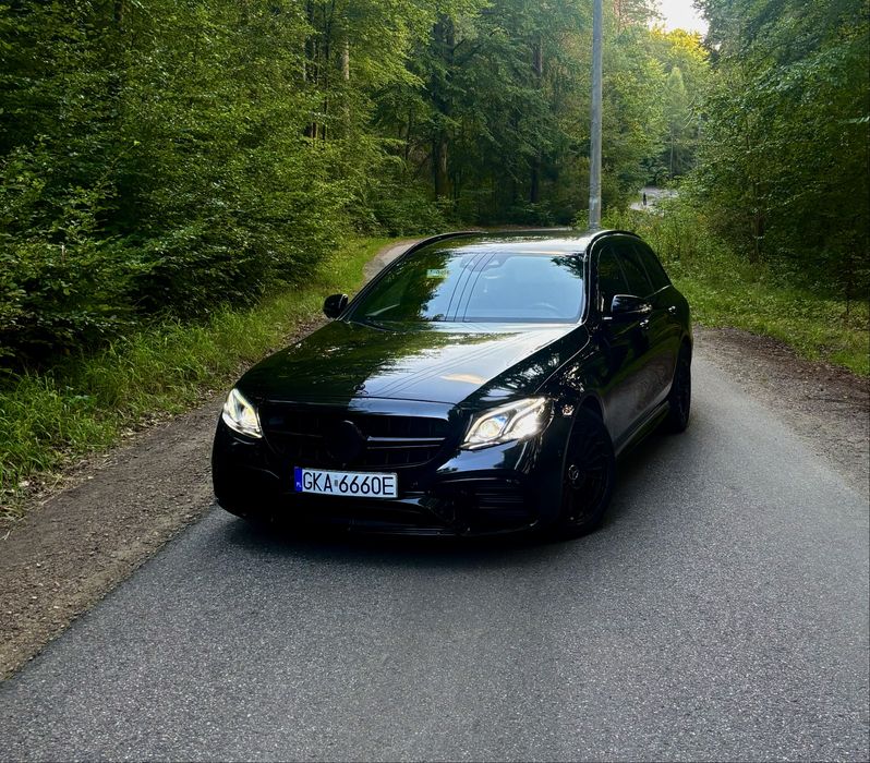 Mercedes-Benz W213/S213 e220d 4Matic 4x4 AMG Webasto Skóry Virtual