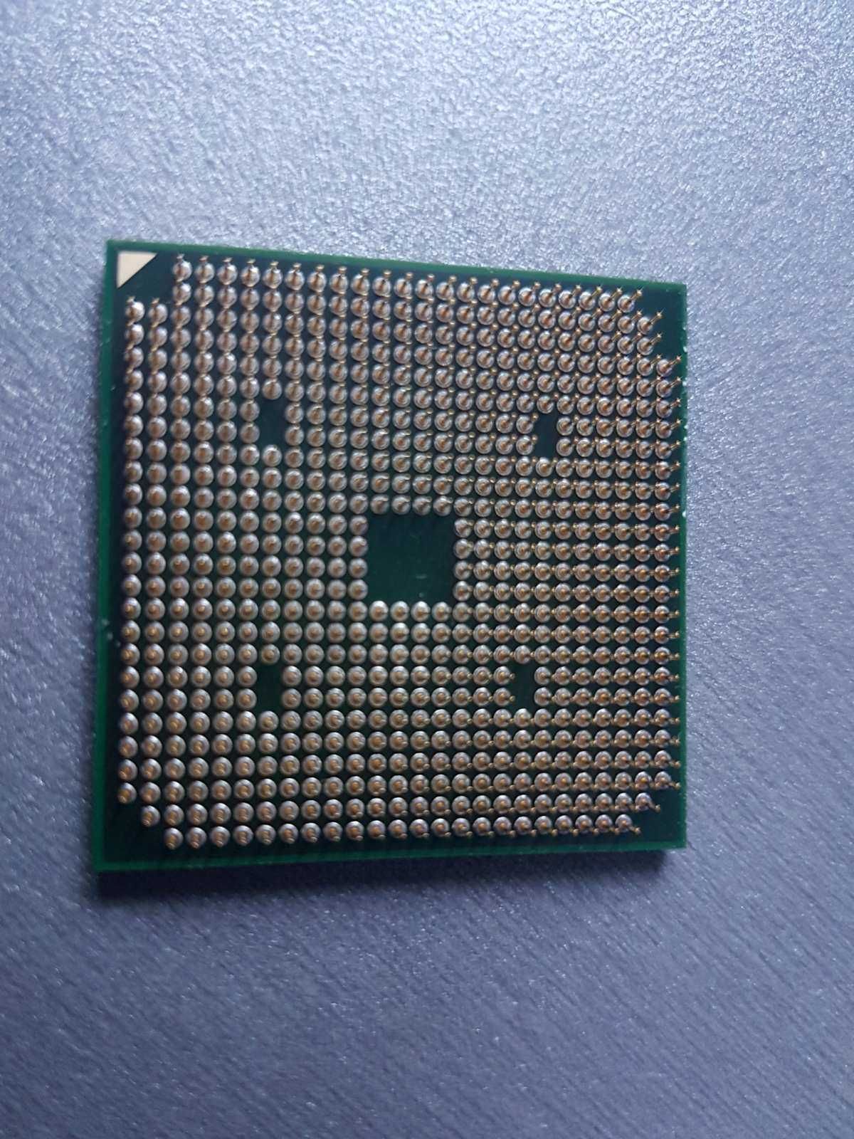 Процесор AMD phenom N830  Socket S1 3 ядерний