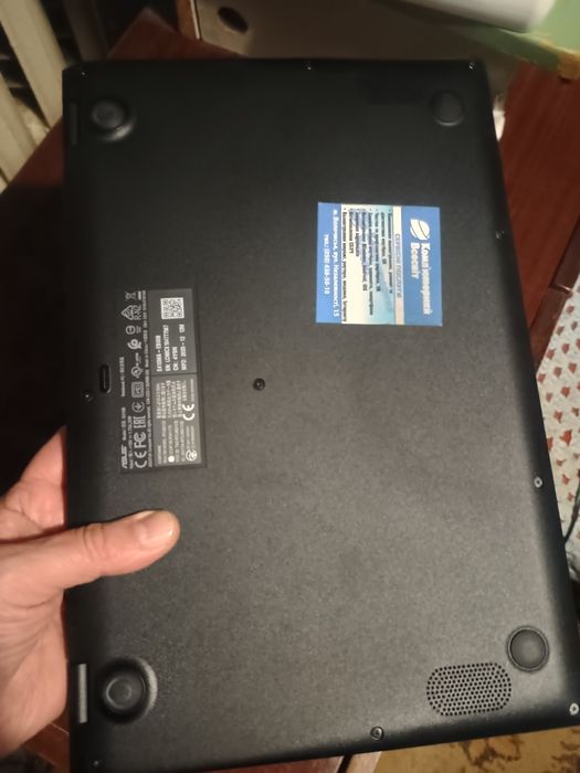 ноутбук asus e410ma,4gb озу.celeron 4020.