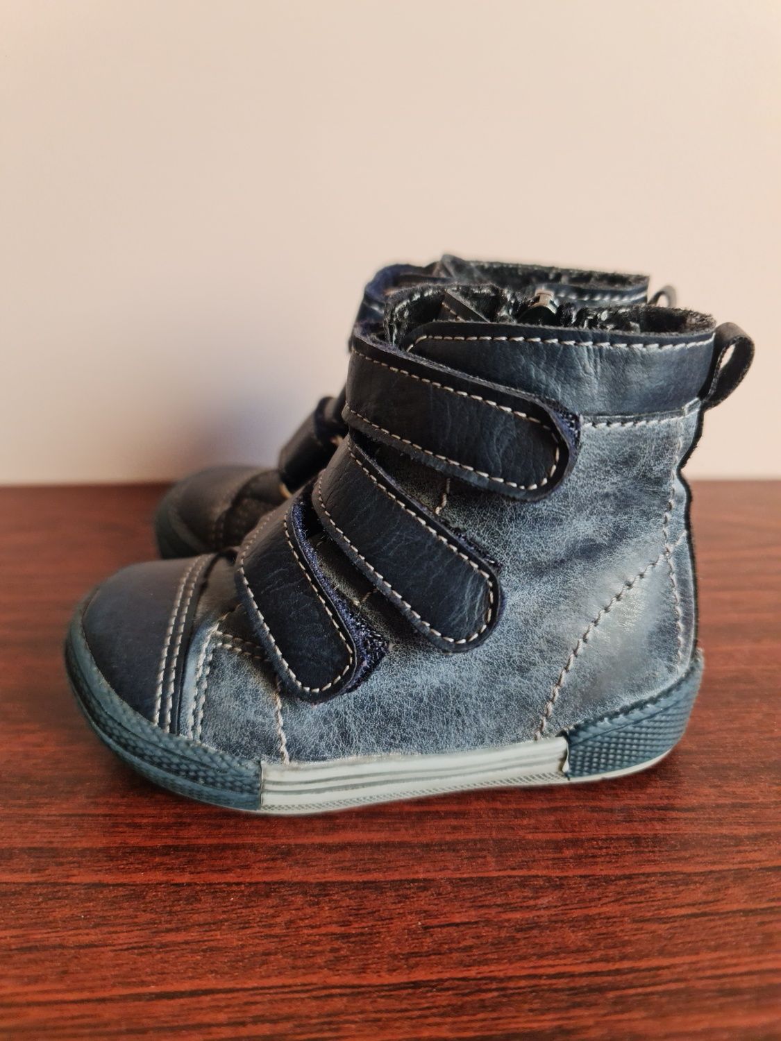 Buty trzewiki kozaki granatowe jesienne zimowe