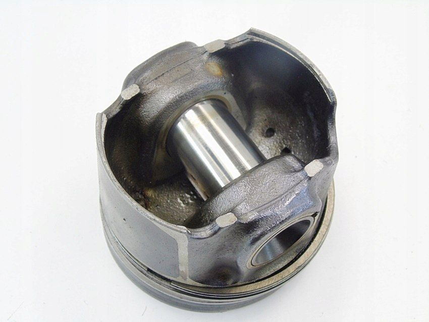 Tłok 7643D 1-2 Cyl 1.2 Tdi Audi A2 Lupo Ayz Any