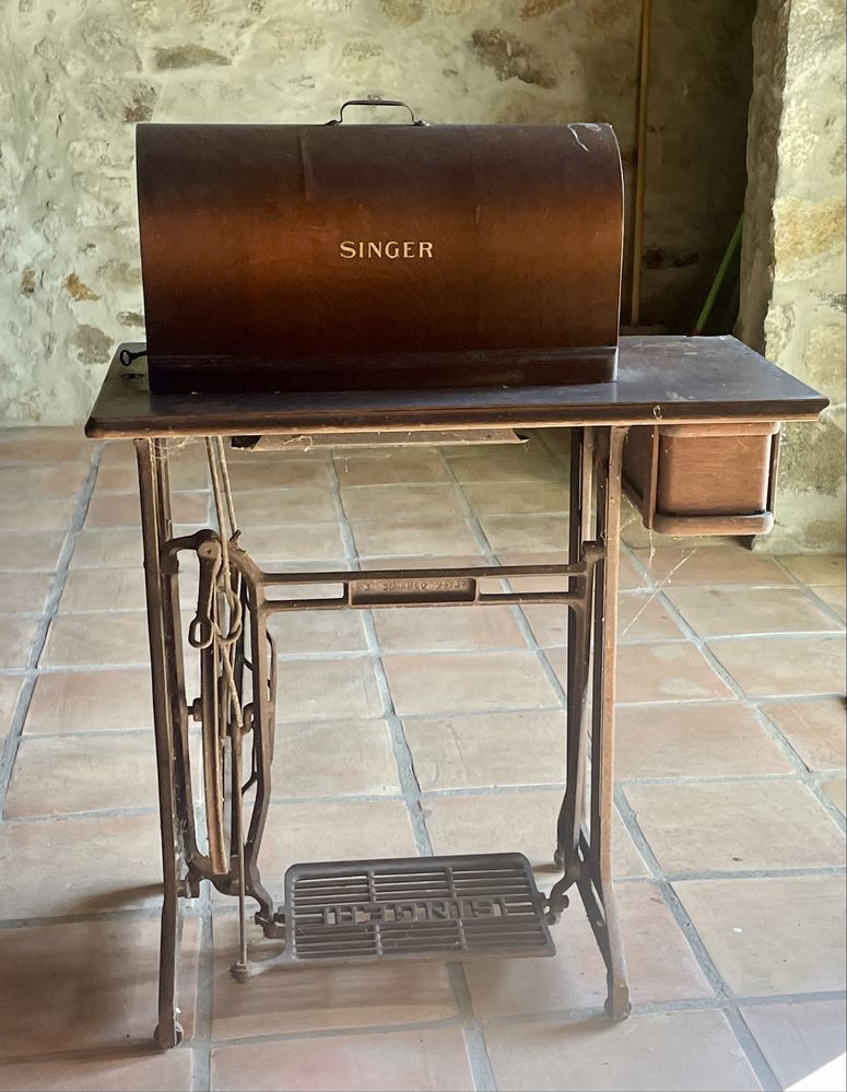 Maquina de costura Singer vintage