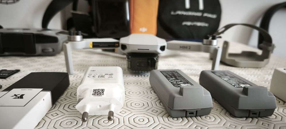 DJI Mini 2 4K - Semi-Novo. Poucas Horas de Voo e Pack Completo.