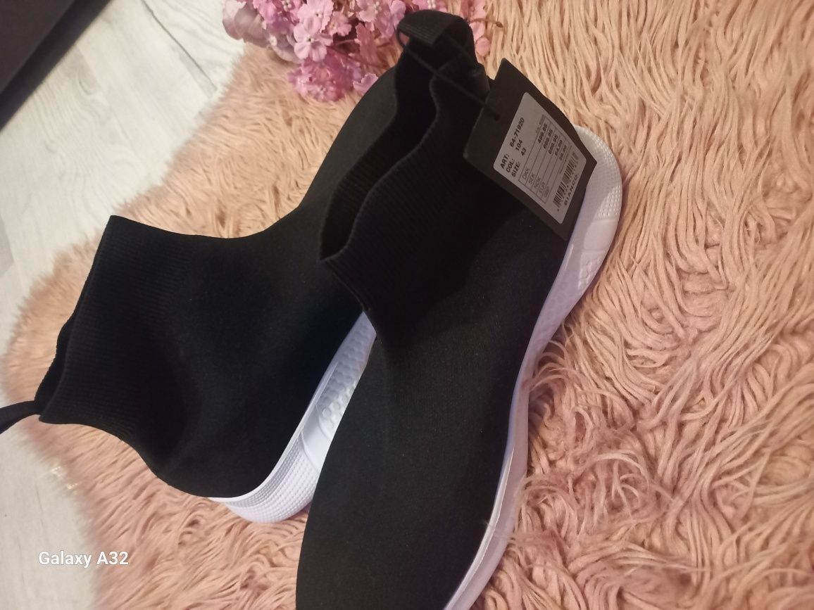 Buty skarpetkowe wsuwane męskie 43. Bianco