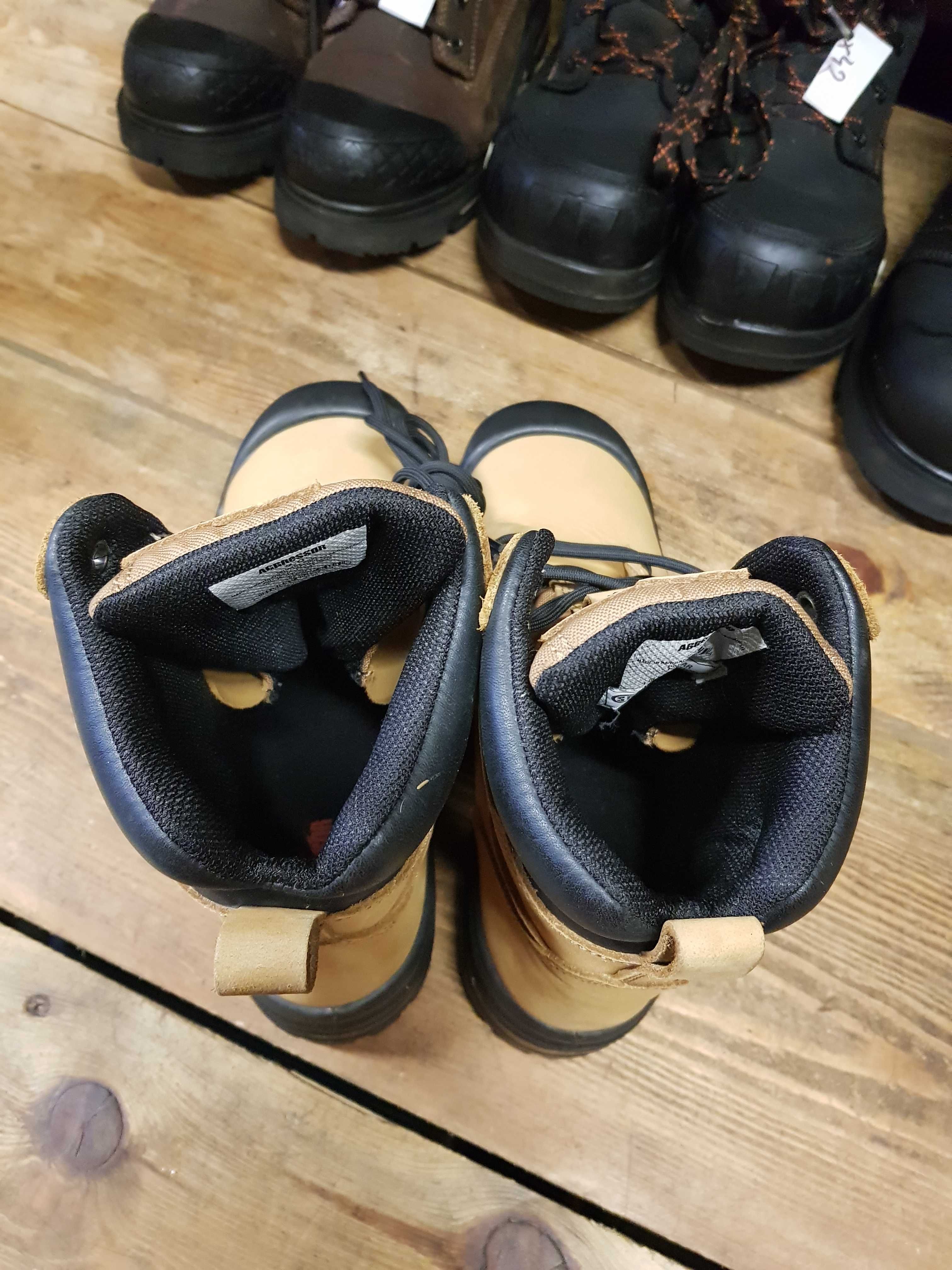 Buty robocze AGGRESSOR rozm 41 wkł 27 cm S3