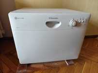 Компактна посудомийка Electrolux LSF 2420