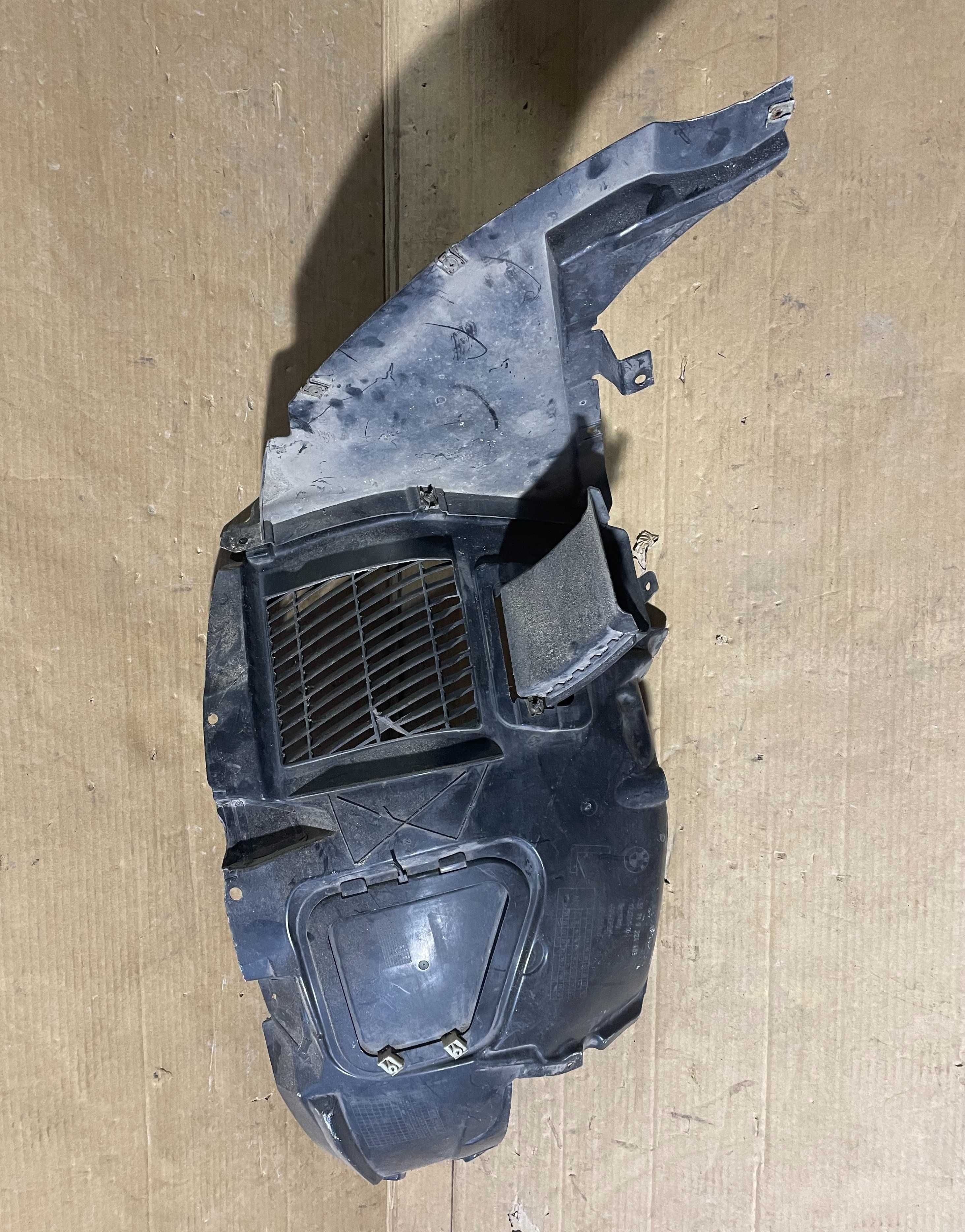 Підкрильник передній лівий Bmw X5 G05 51717224483 Подкрылок