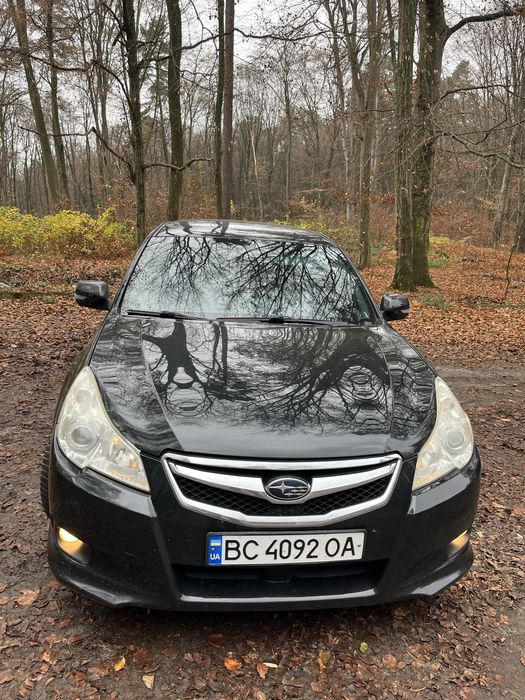 Subaru Legasy універсал 2.0 бензин 2010