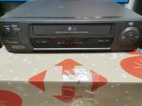 Рабочий видеомагнитофон LG BL-182W