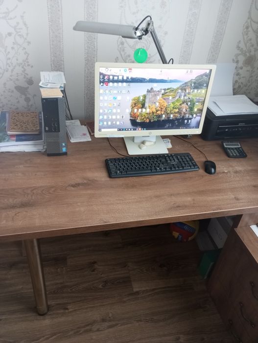 Стіл письмовий,офісний, комп'ютерний, робочий.