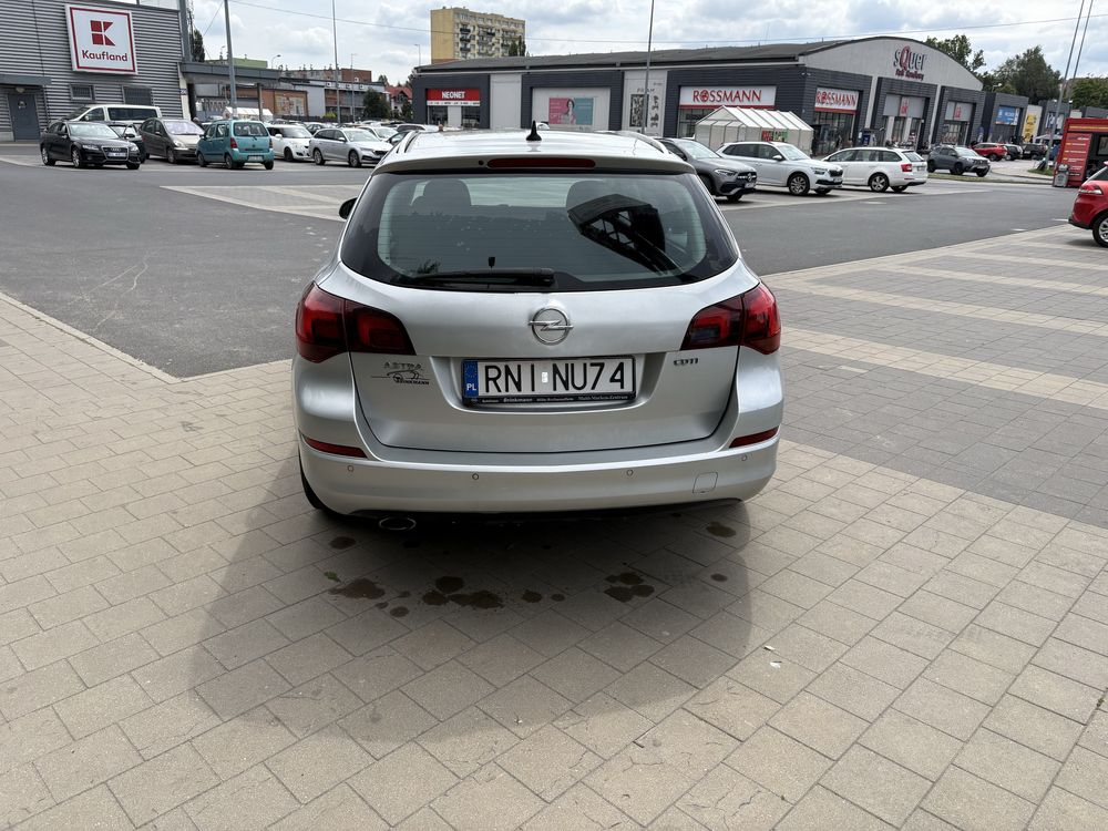 Opel Astra J, 2.0cdti, 2011