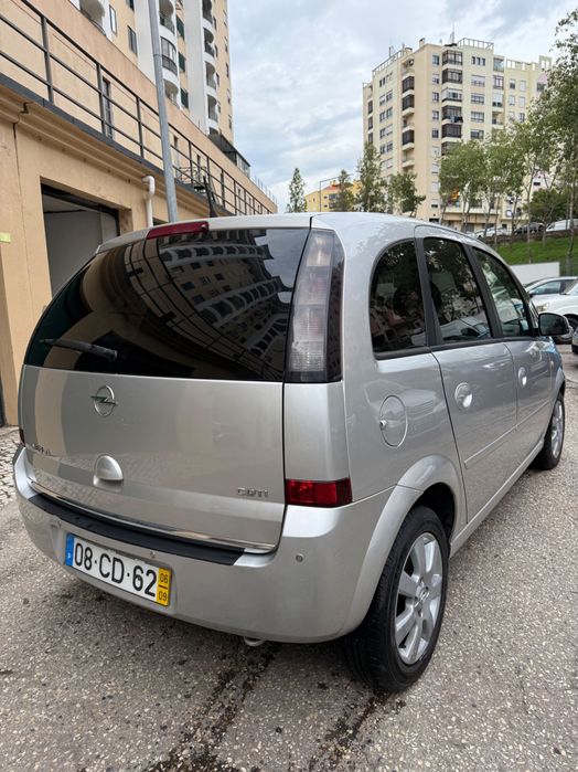 Opel Zafira 1.3 cdti