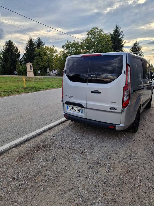 Ford Transit Custom, Transport zwlok.