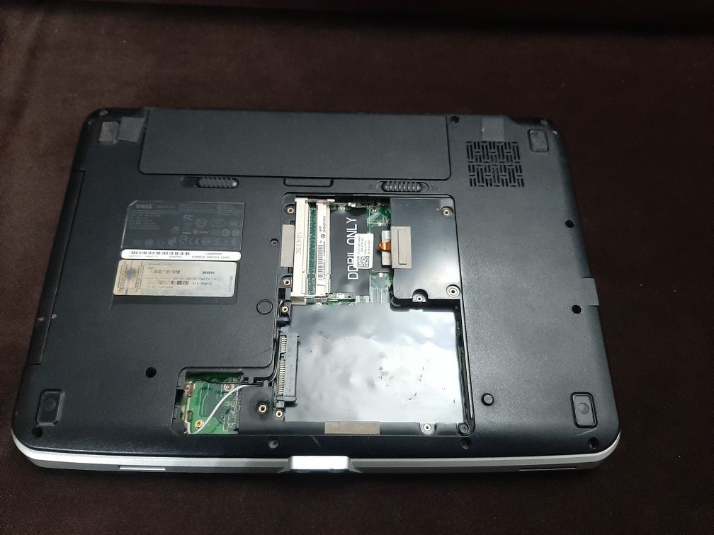 Laptop DELL Vostro PP38L