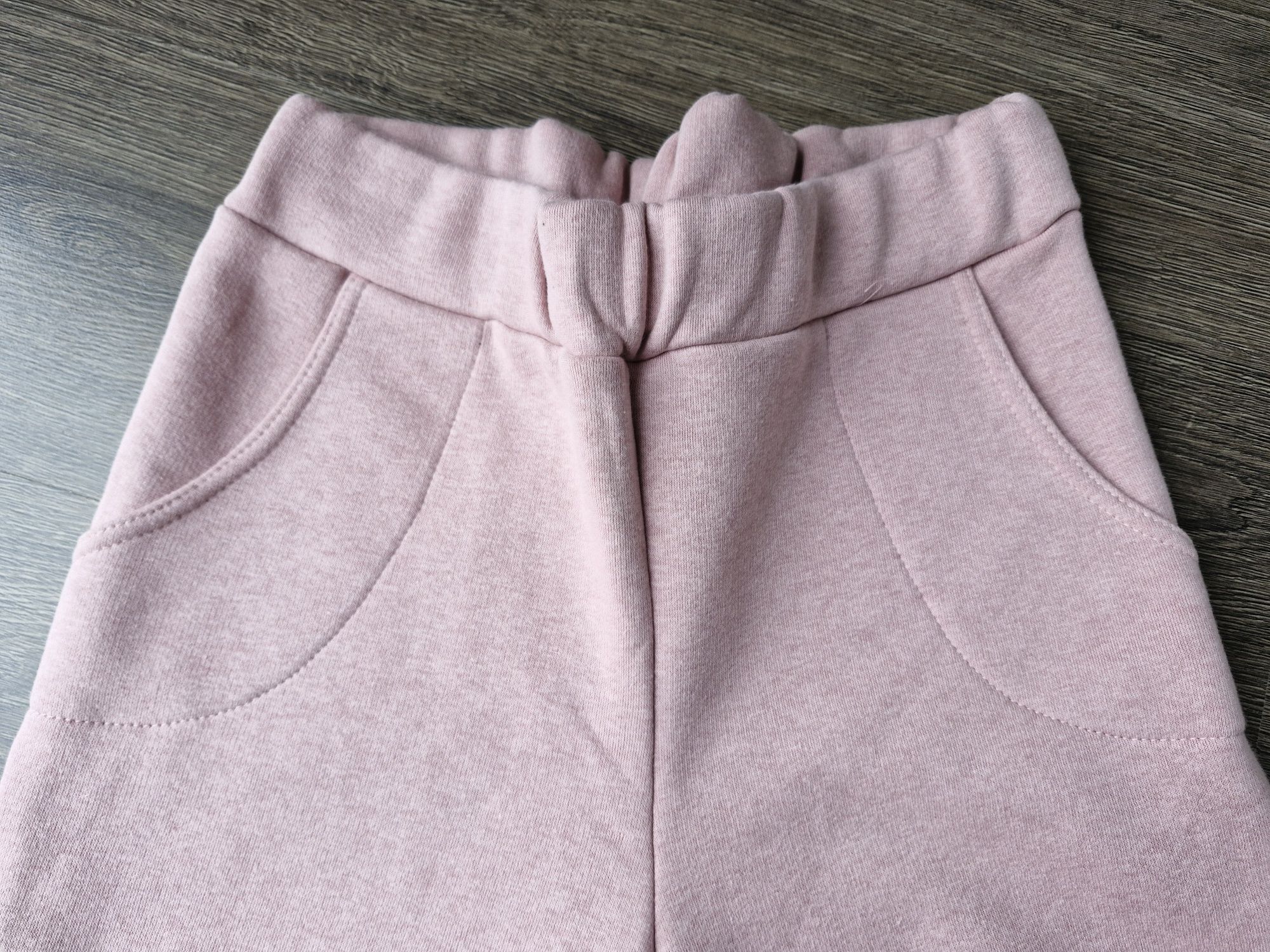 Dresy - bluza, spodnie Pakuten (S/M) NOWE