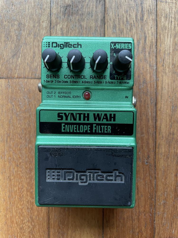 Pedal Digitech SynthWah (envelope filter)