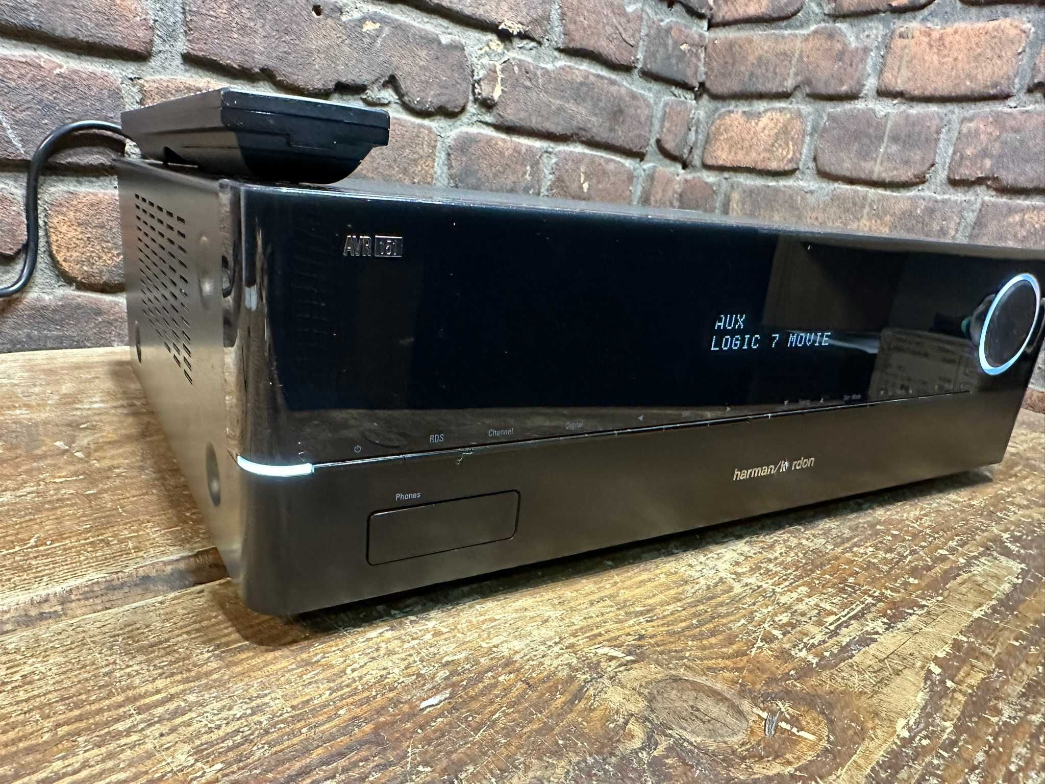 Amplituner Harman Kardon AVR 151