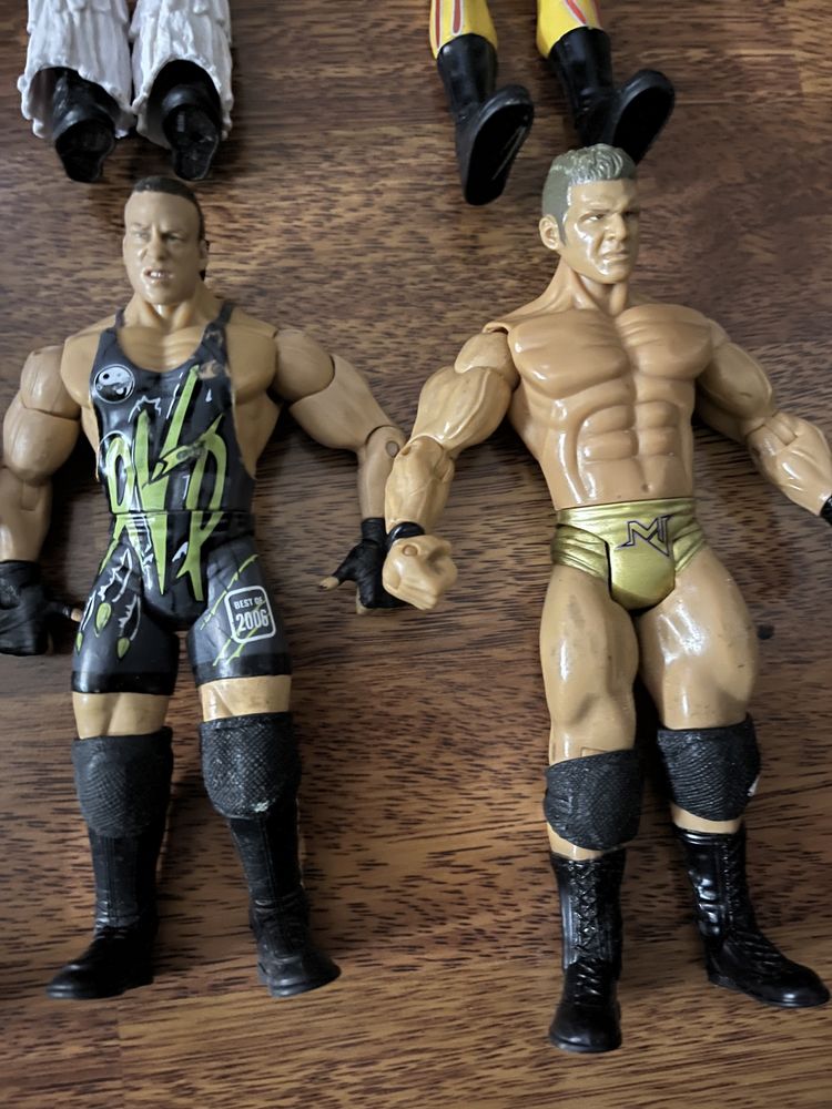 Figuras/Bonecos e Acessórios WWE