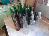 24 garrafas  de 7,5 cl.16 garrafas verdes , 5 castanhas.e 3 brancas.