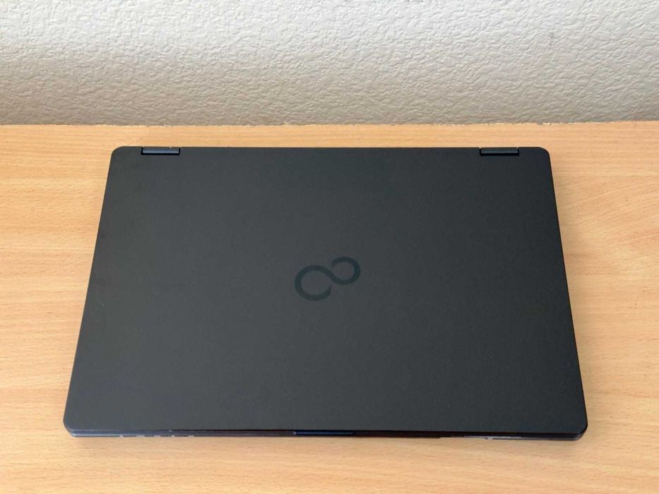 Легкий бізнес-ультрабук Fujitsu U728 FHD IPS i5(4 ядра)/8Gb/256SSD/UHD