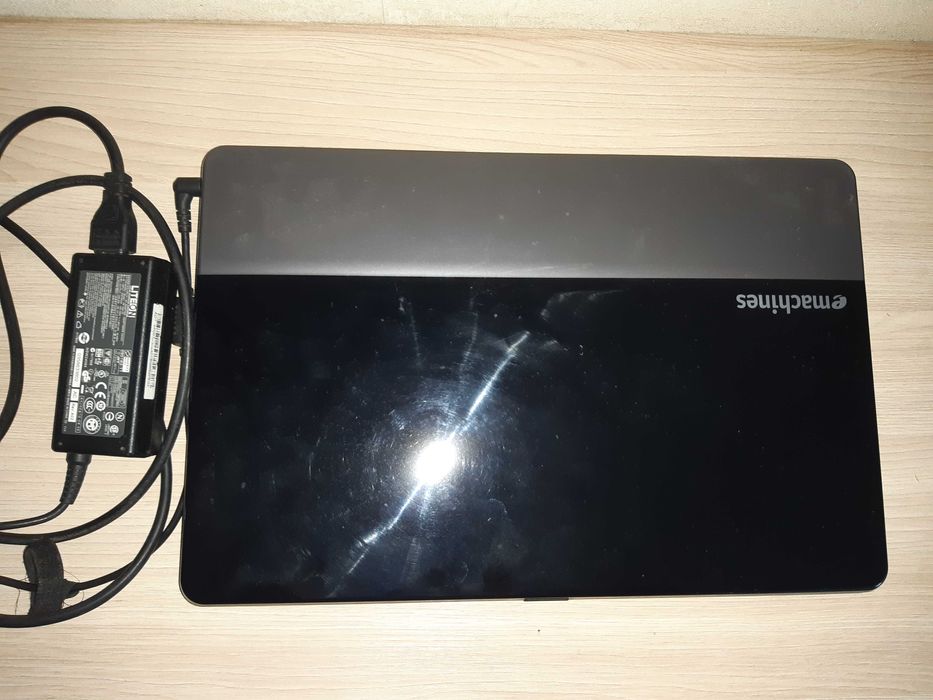 Игровой ноутбук Еmachines