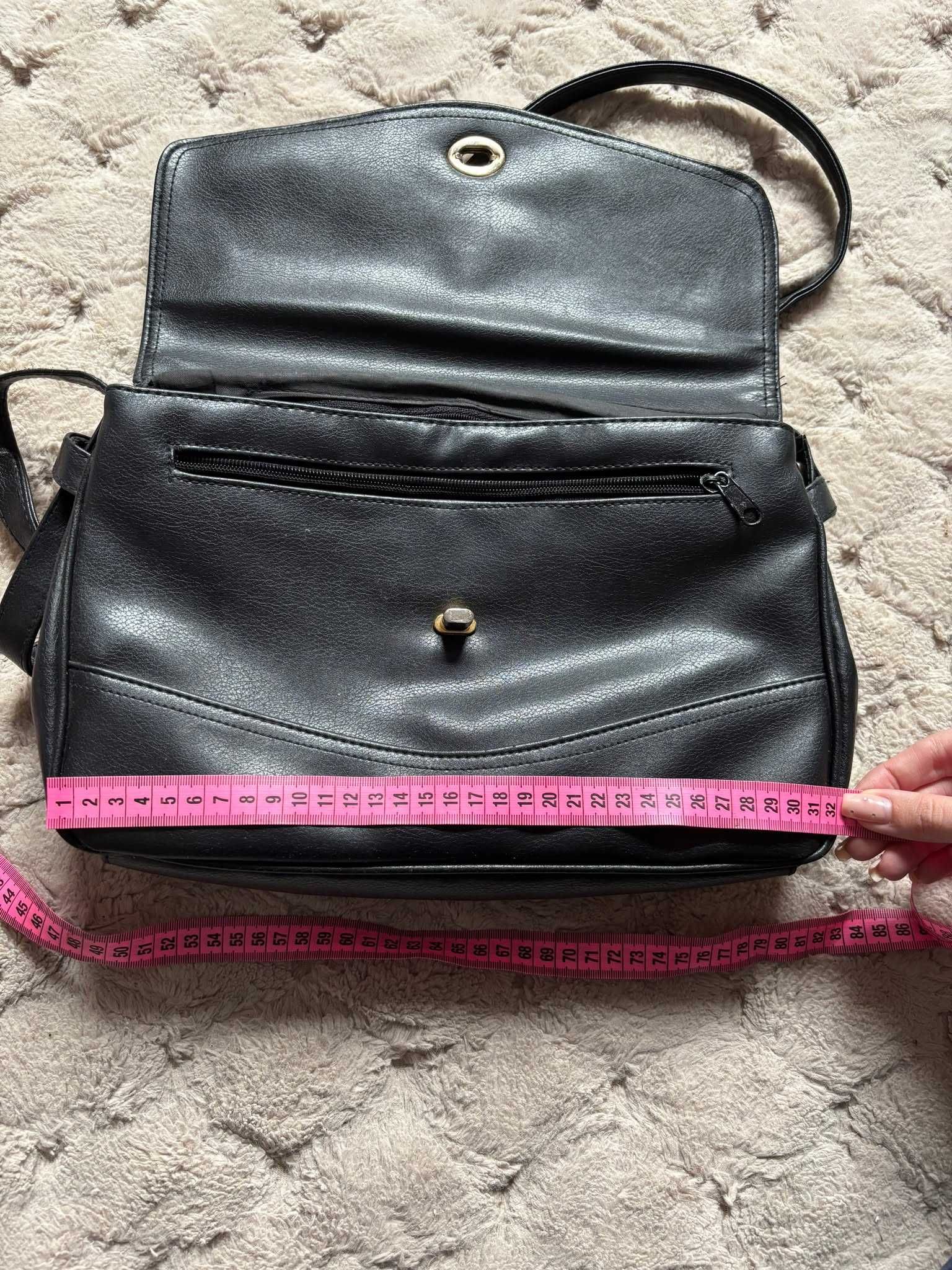 Czarna elegancka skórzana torba torebka na ramię vintage listonoszka