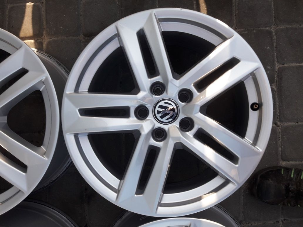 Alufelgi 17" 5x112 Do VW Jetta Touran Passat