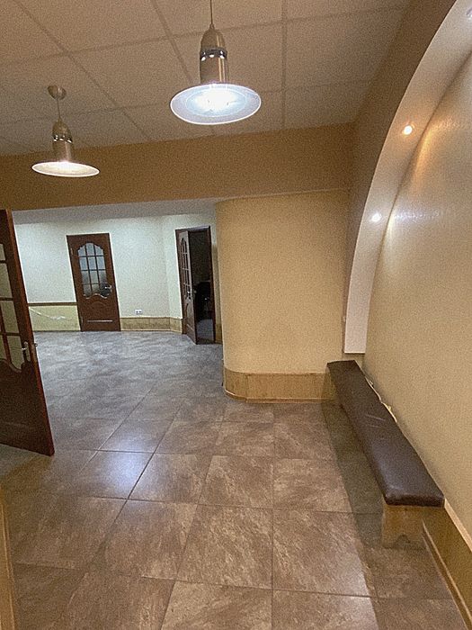 Екс. Продаж офісу в центрі Полтави, з окремим входом 143 м2.