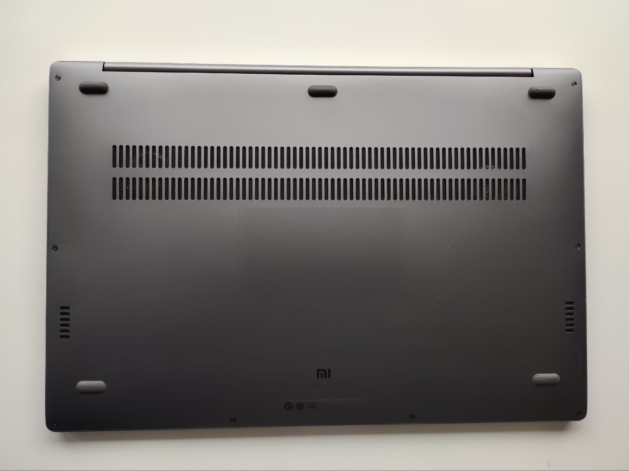 Продам ноутбук Xiaomi Mi Notebook Pro i5 8/256 GeForce GTX1050 бу