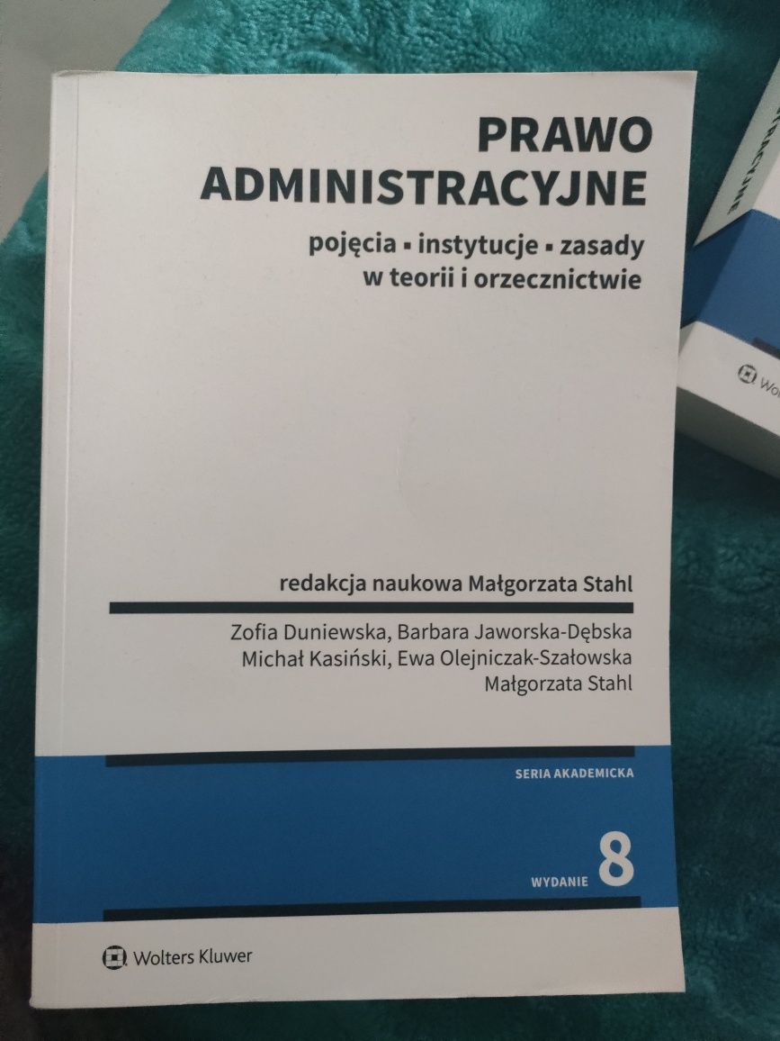 Prawo administracyjne pojęcie instytucji zasady w teorii i orzecznict8