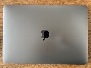 MacBook Pro 2020 (13-cali, intel i7, 16GB RAM, 250GB SSD)