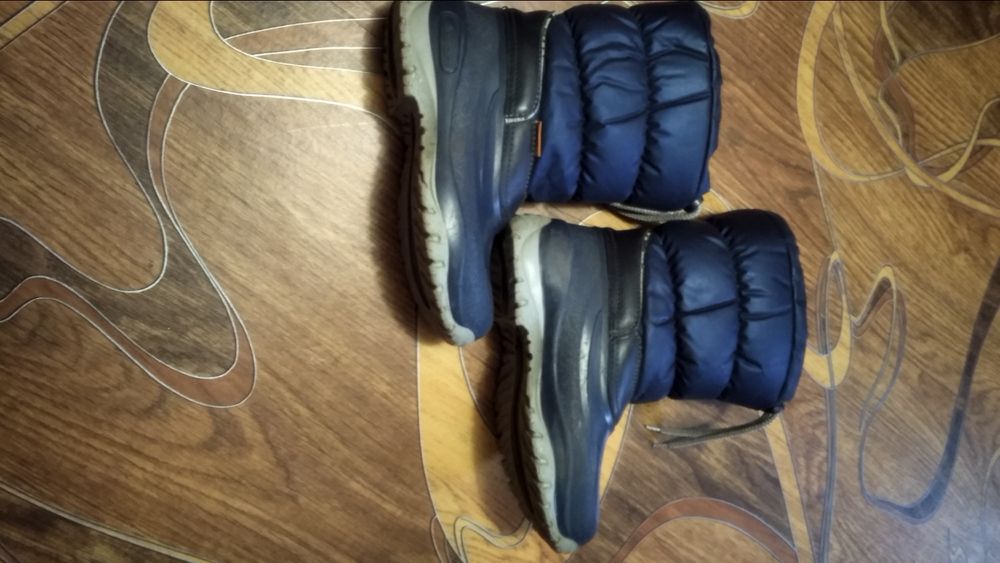 Сапоги дутики детские на слякоть. Сноубутсы, резиновые сапоги