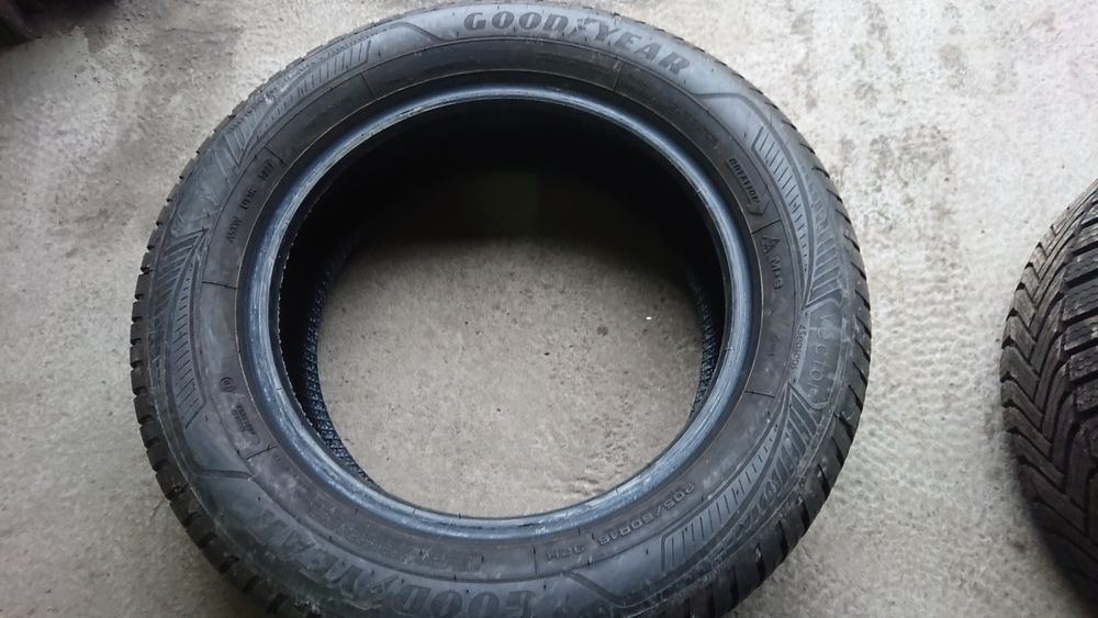 205/60/16 92G Goodyear Vector 4 Seasons gen 3 7mm 2021r