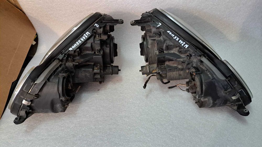 Lampa przód Mercedes W 211 E Klasa Xenon żarnik przetwornica kpl