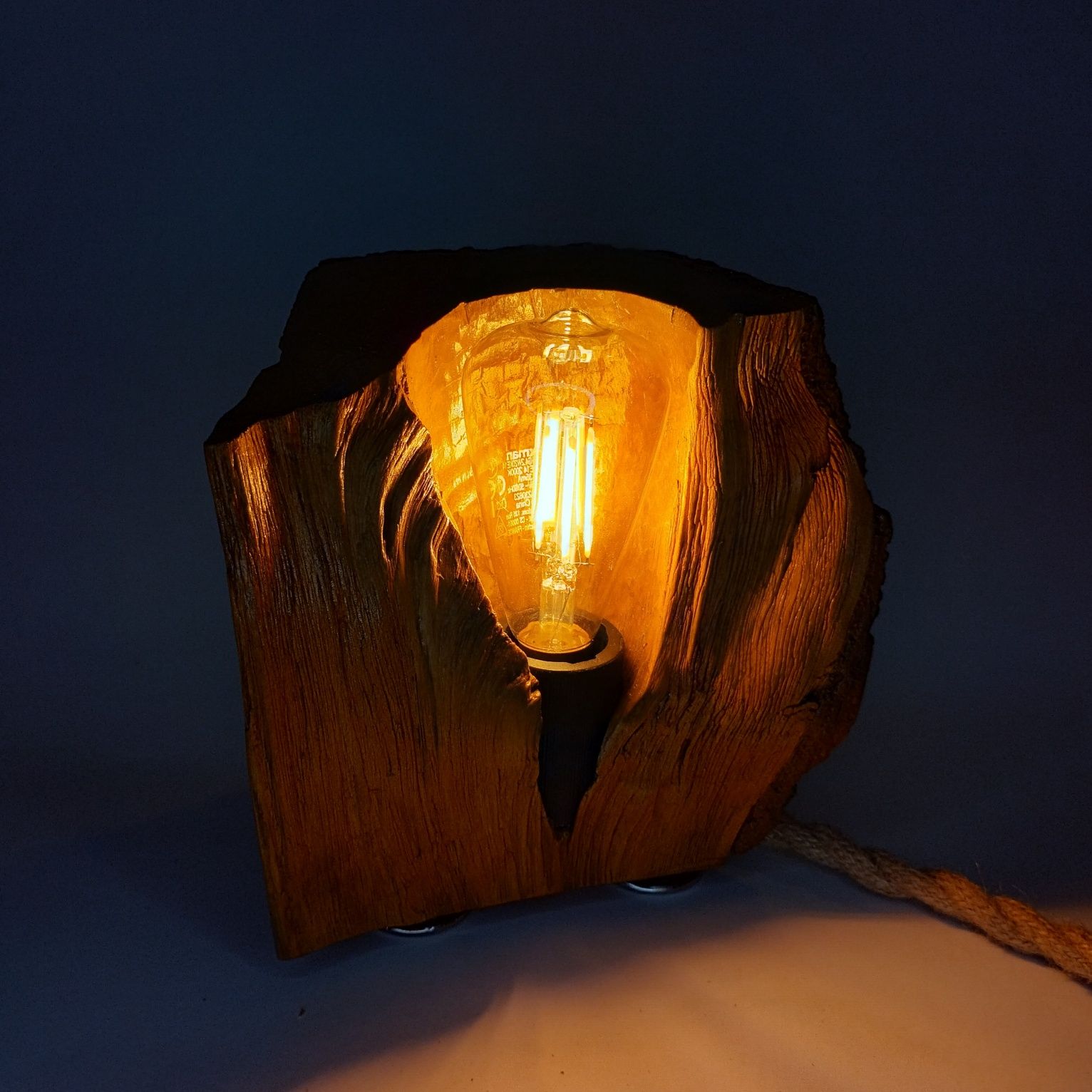 Lampa stylowa z naturalnego drewna brzozy