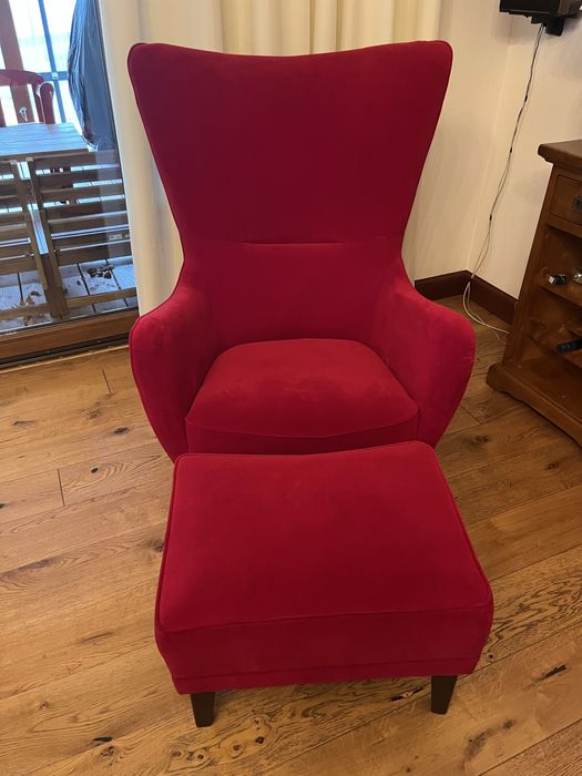 Fotel uszak, podnozek - czerwony