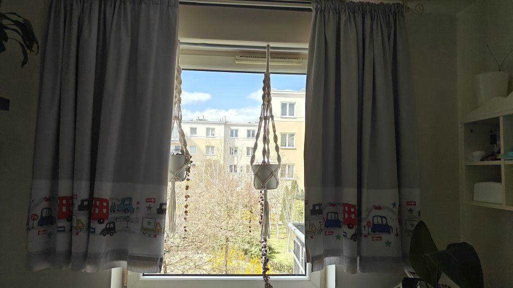 Zasłony zaciemniające dla dziecka