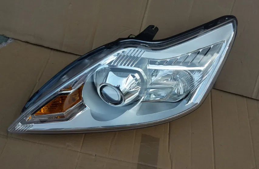 Lampa przednia lewa Ford Focus MK-2 II Lift Xenon 8M51-13006-AC Reflektor lewy przód przedni Ford Focus II MK-2 Lift 2007-2011 2008 2009 2010